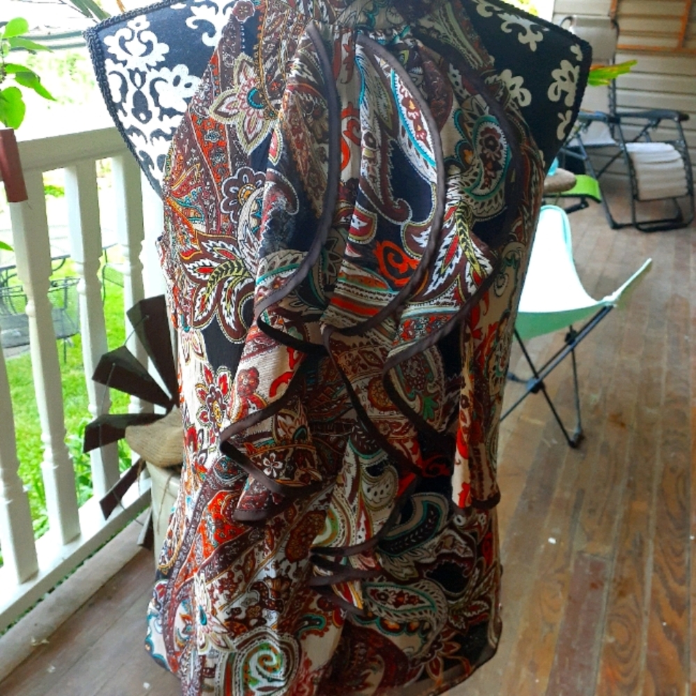 Sleeves dressy top